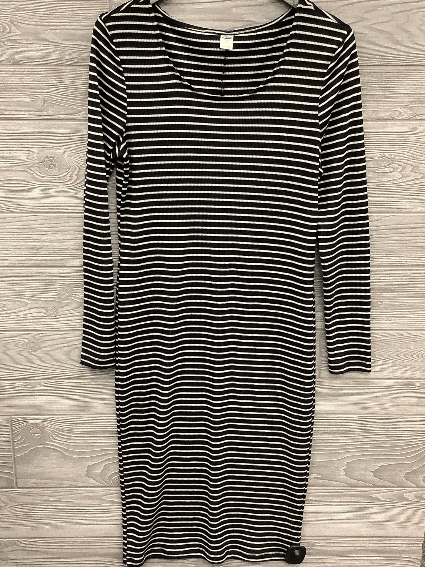 Dress Casual Midi By Old Navy  Size: M