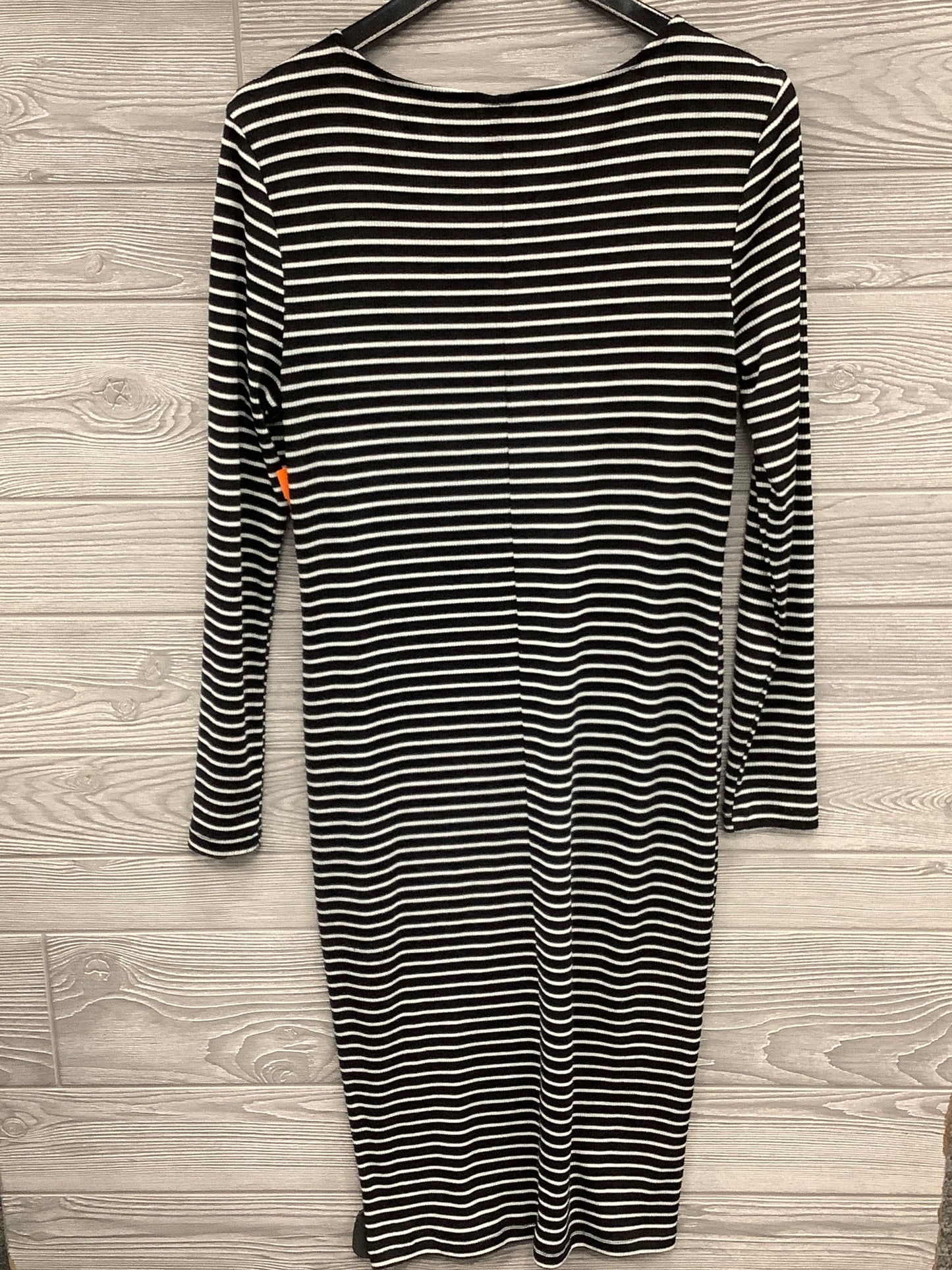 Dress Casual Midi By Old Navy  Size: M