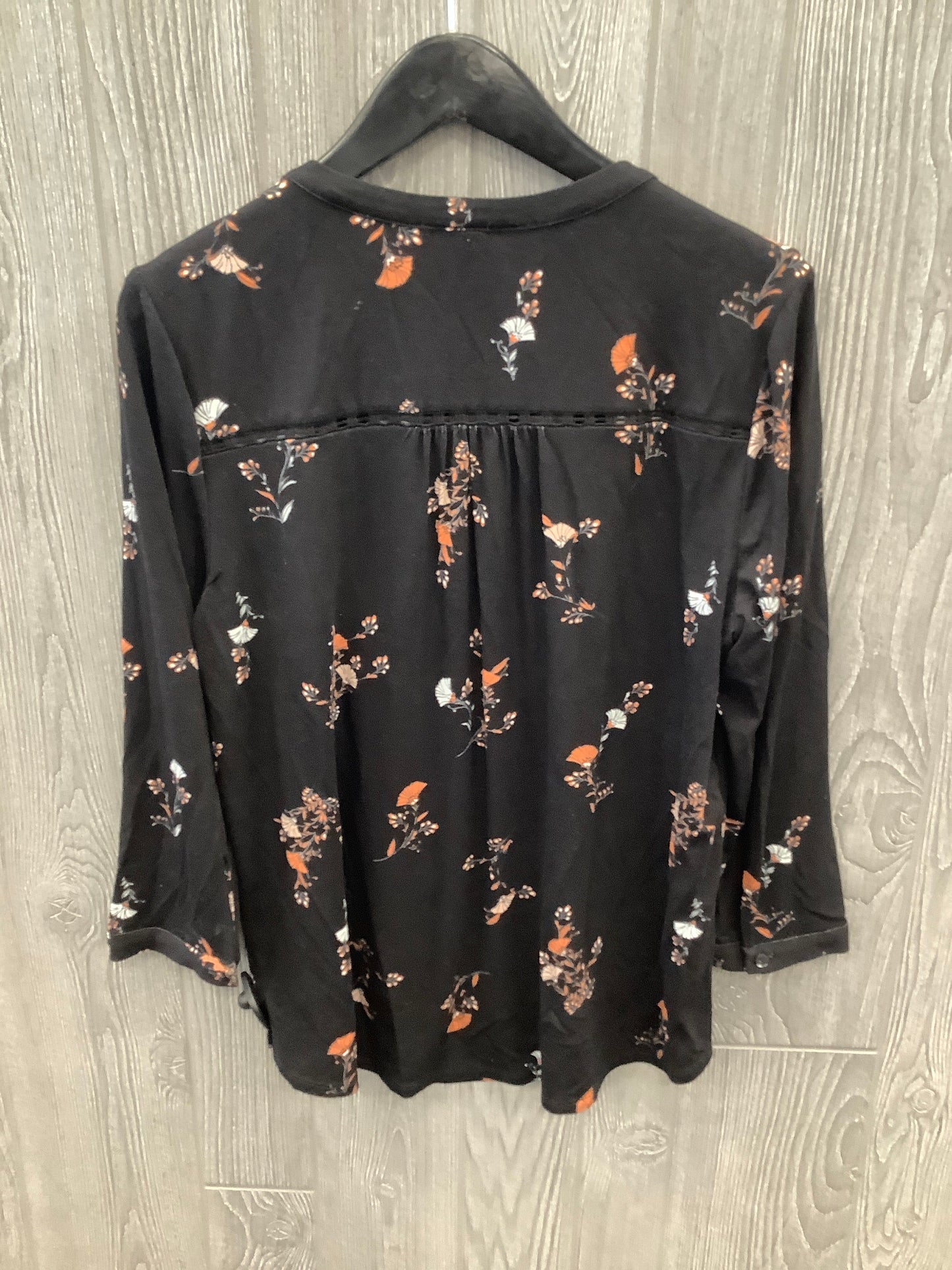 Top Long Sleeve By Daniel Rainn  Size: L