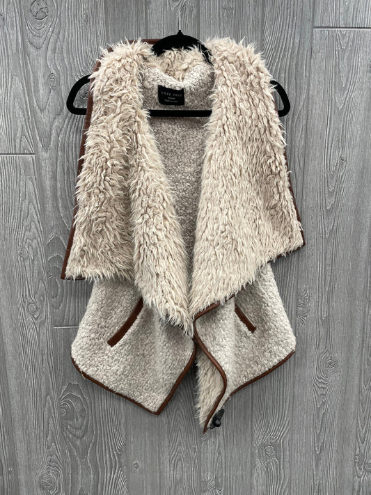 Vest Faux Fur & Sherpa By Love Tree  Size: M