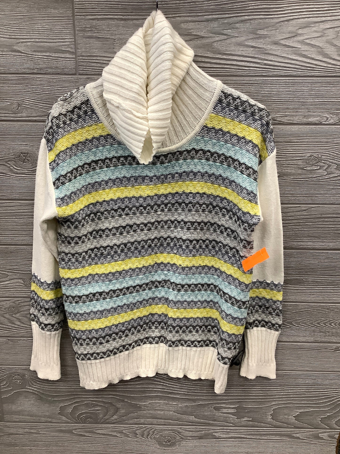 Sweater By Maurices  Size: M