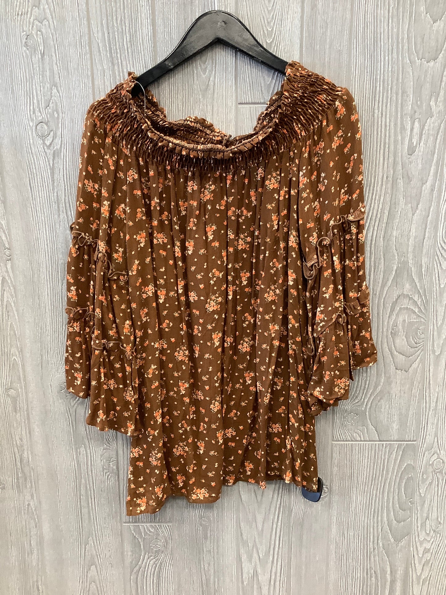 Blouse Long Sleeve By Clothes Mentor  Size: M