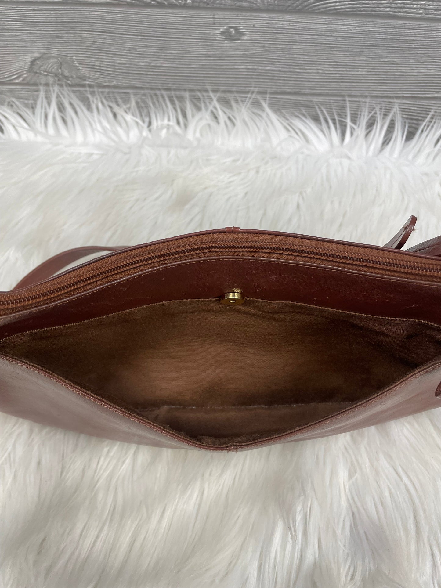 Handbag By Etienne Aigner  Size: Small