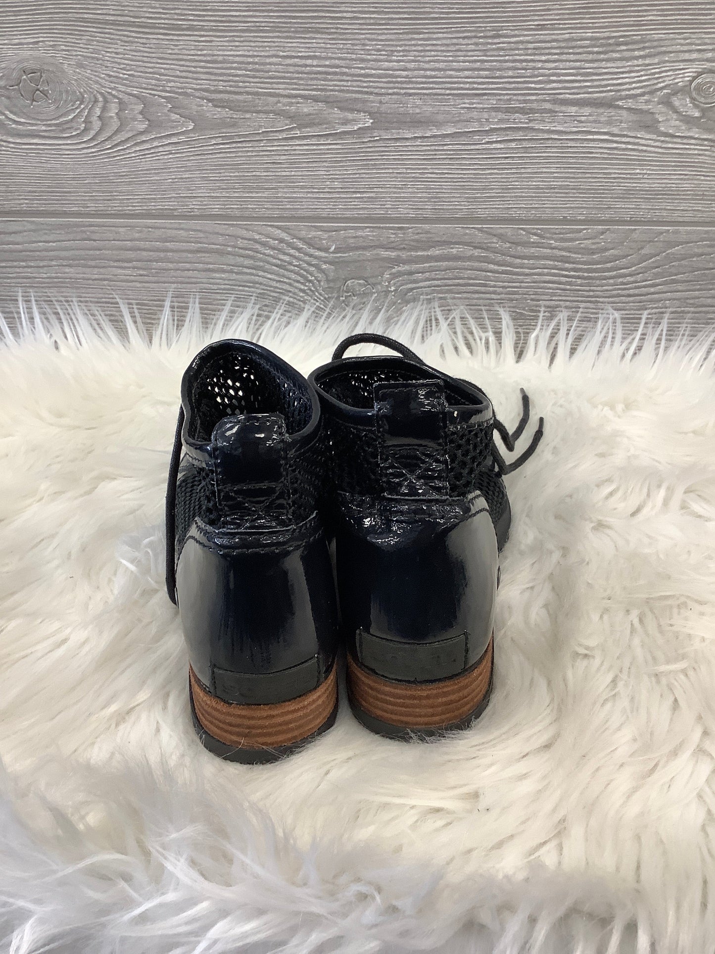 Shoes Flats By Sorel  Size: 7
