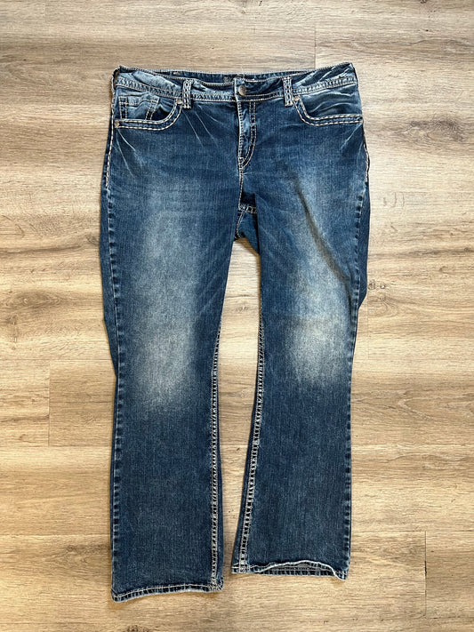Jeans Boot Cut By Silver  Size: 22