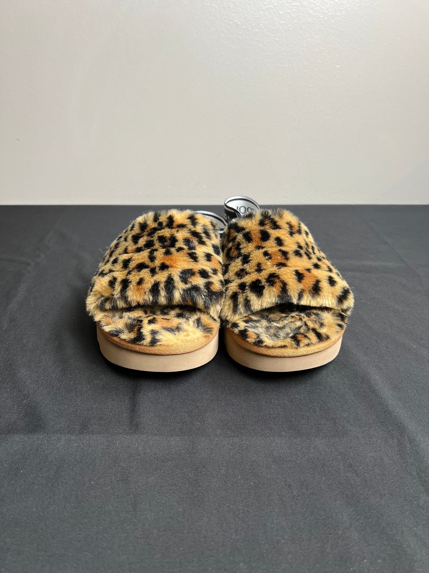 Slippers By Koolaburra By Ugg  Size: 7