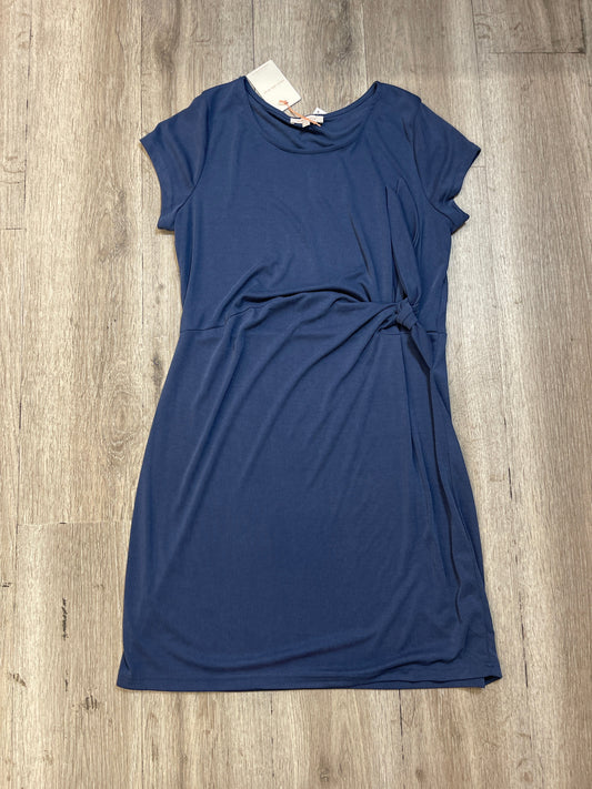 Dress Casual Short By Skies Are Blue  Size: L