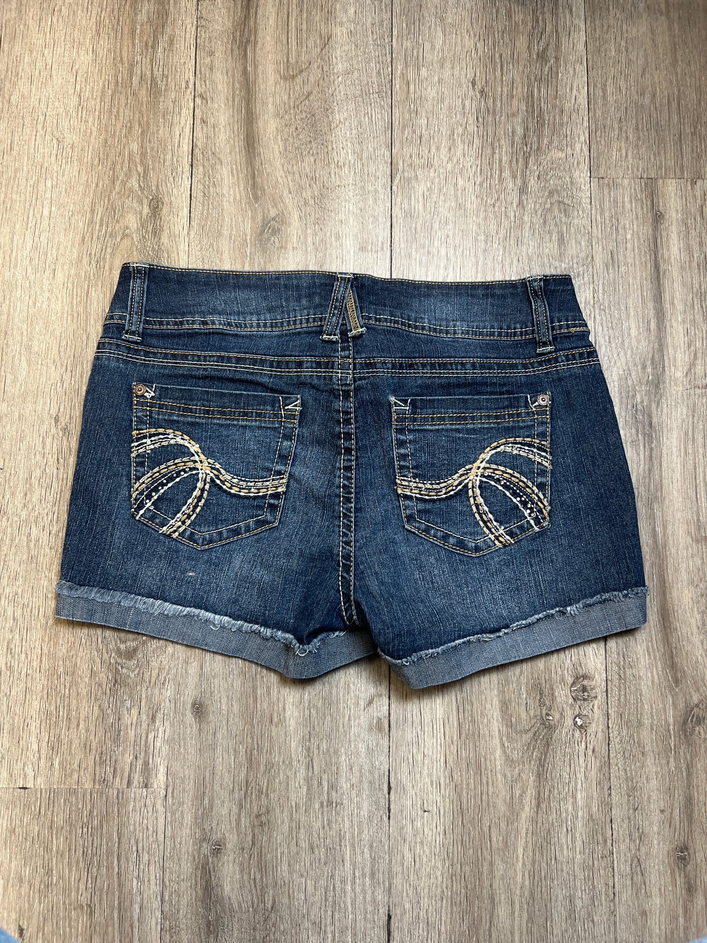 Shorts By Wallflower  Size: S