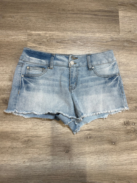 Shorts By Refuge  Size: S