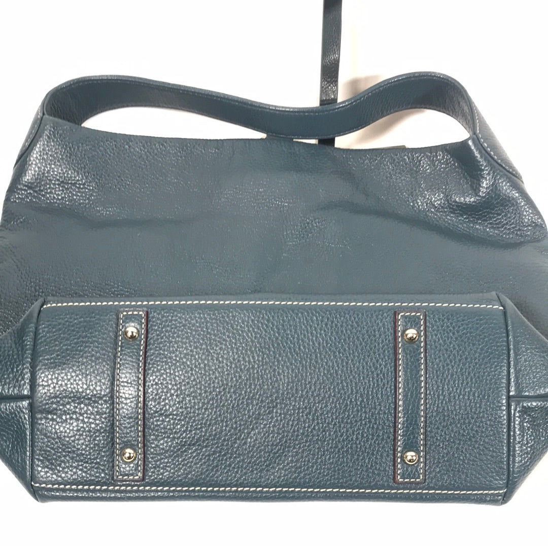 Handbag designer by Dooney and Bourke  Size: LARGE