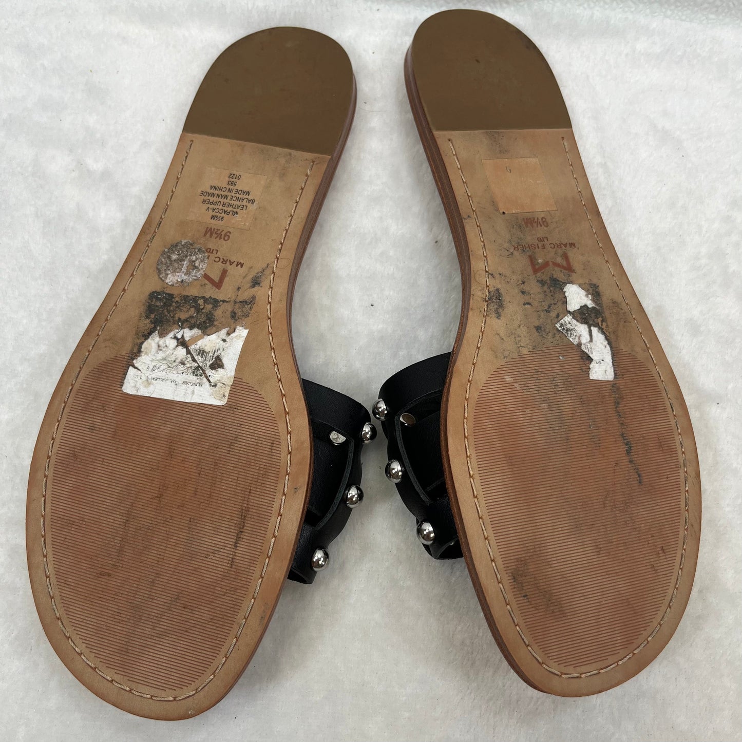 Sandals Flats By Marc Fisher  Size: 9.5