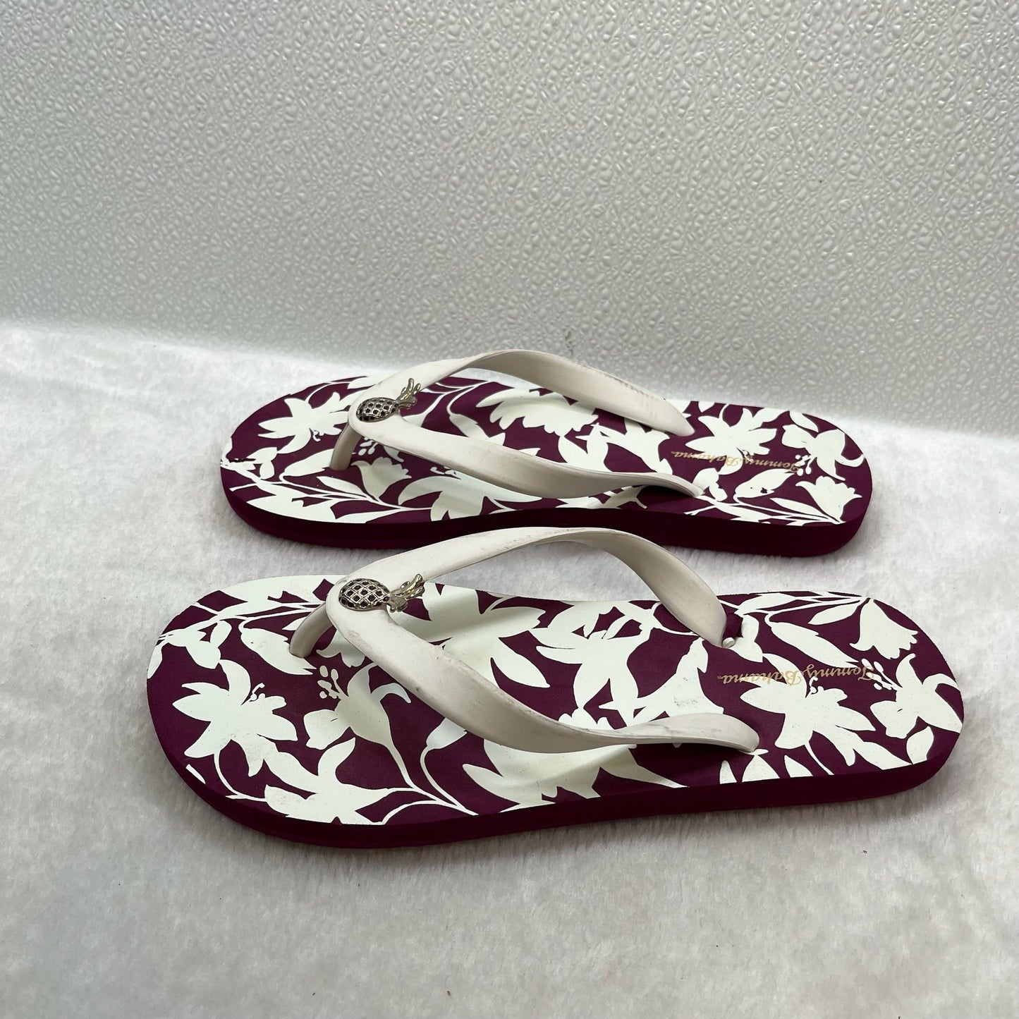 Sandals Flip Flops By Tommy Bahama  Size: 7